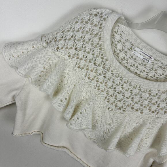 Anthropologie Cropped Long Sleeve Layered Trim Sweatshirt M - Picture 4 of 5